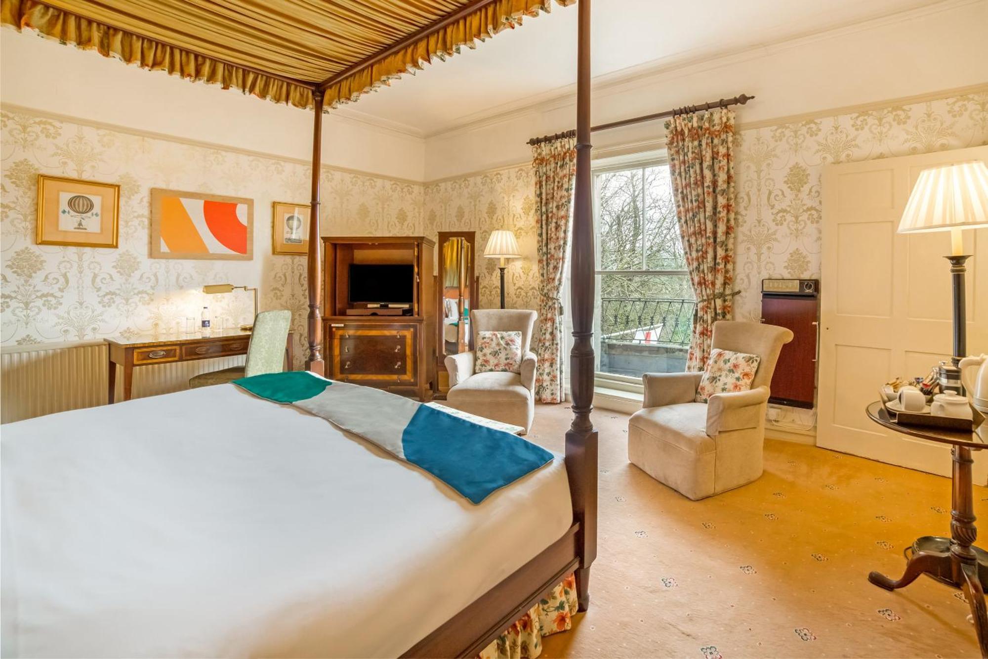 Oyo Bailbrook Lodge, Бат Экстерьер фото
